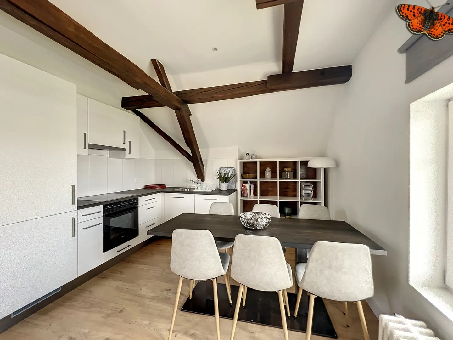 Appartement - Meublé, 2ème étage - Photo 3 sur 9