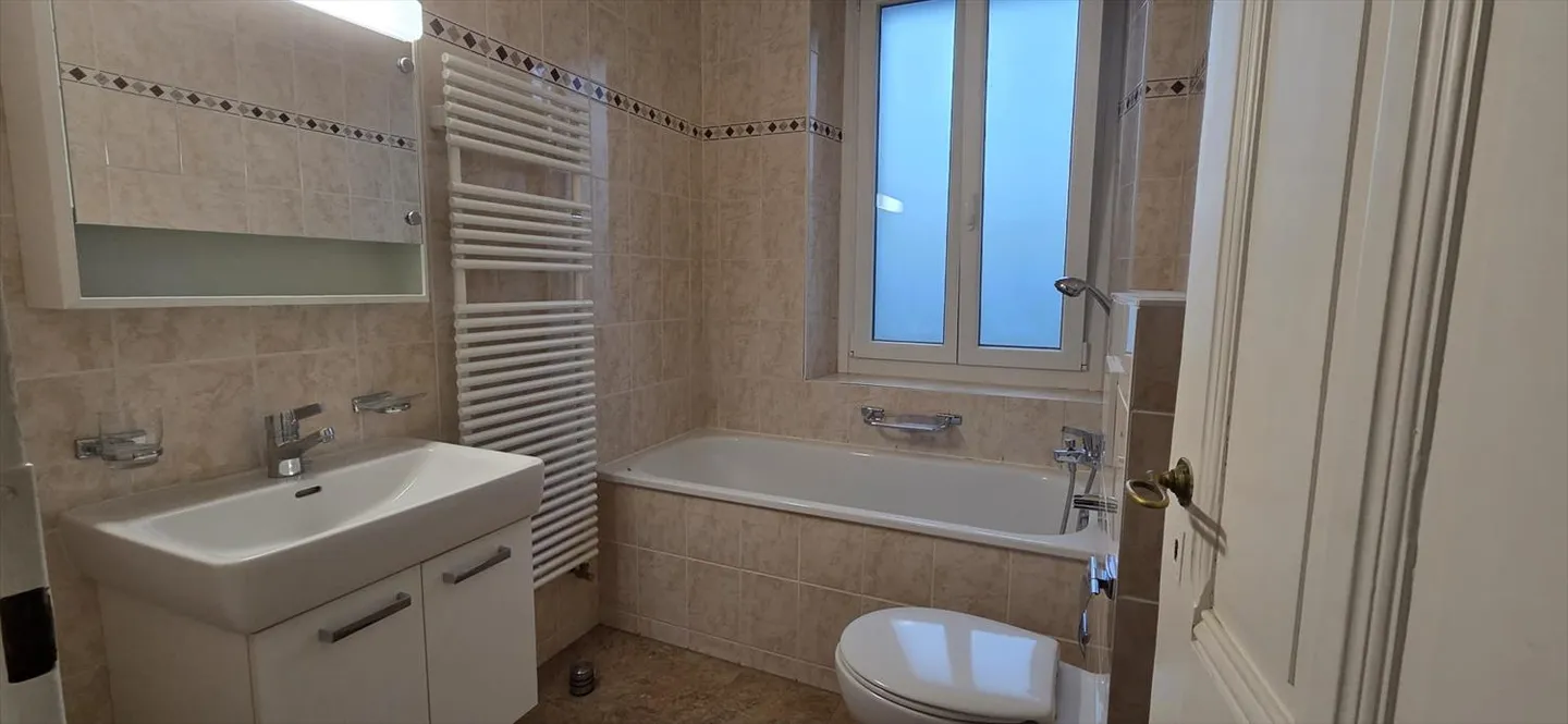 Appartamento in affitto - Foto 4 di 6
