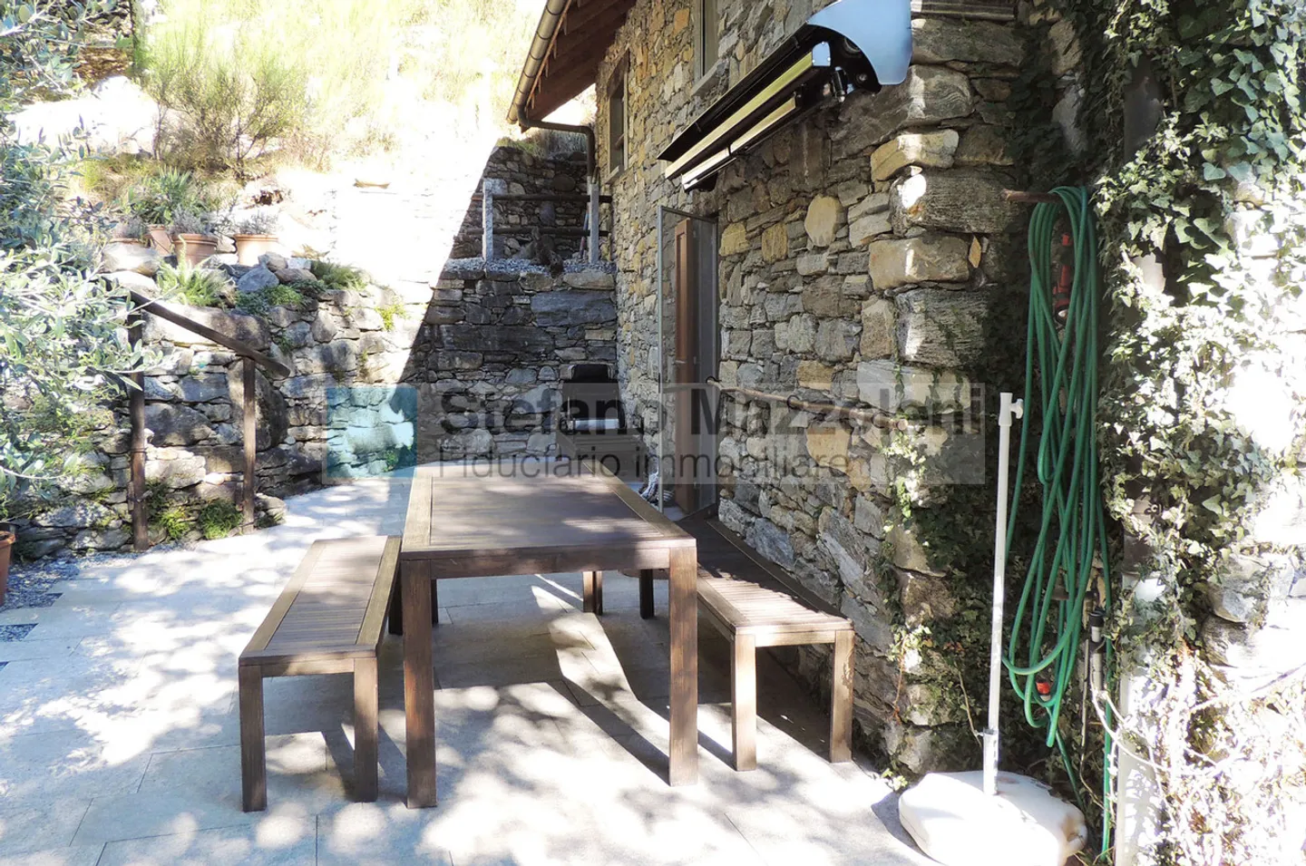 Rustic Elegance: Relax and Nature - Photo 6 of 29