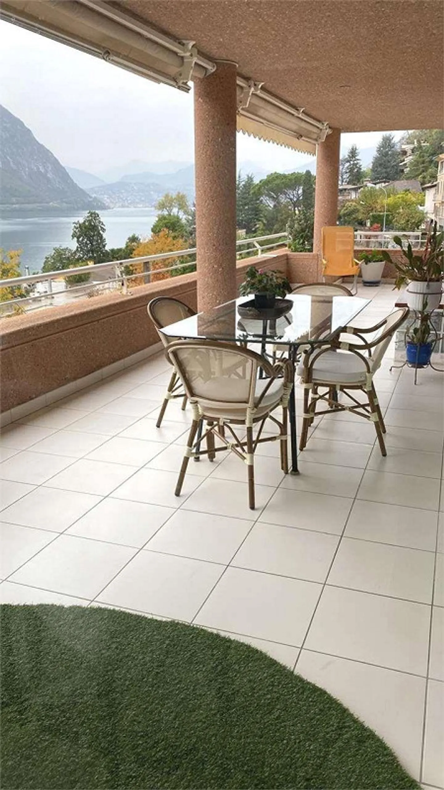 Stupendo attico con vista lago - Foto 13 di 13