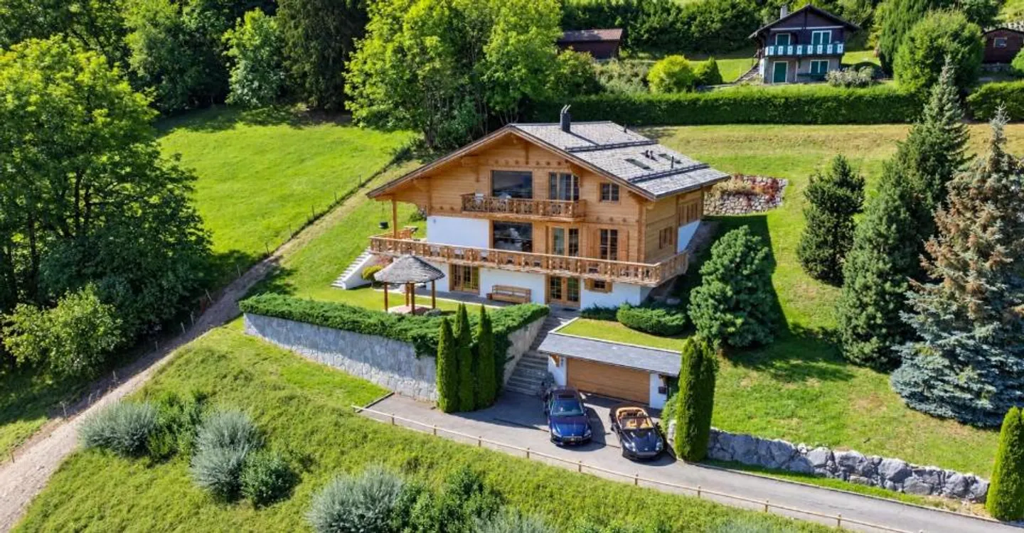 Chalet d'exception aux portes de Villars-sur-Ollon ! - Photo 1 of 13