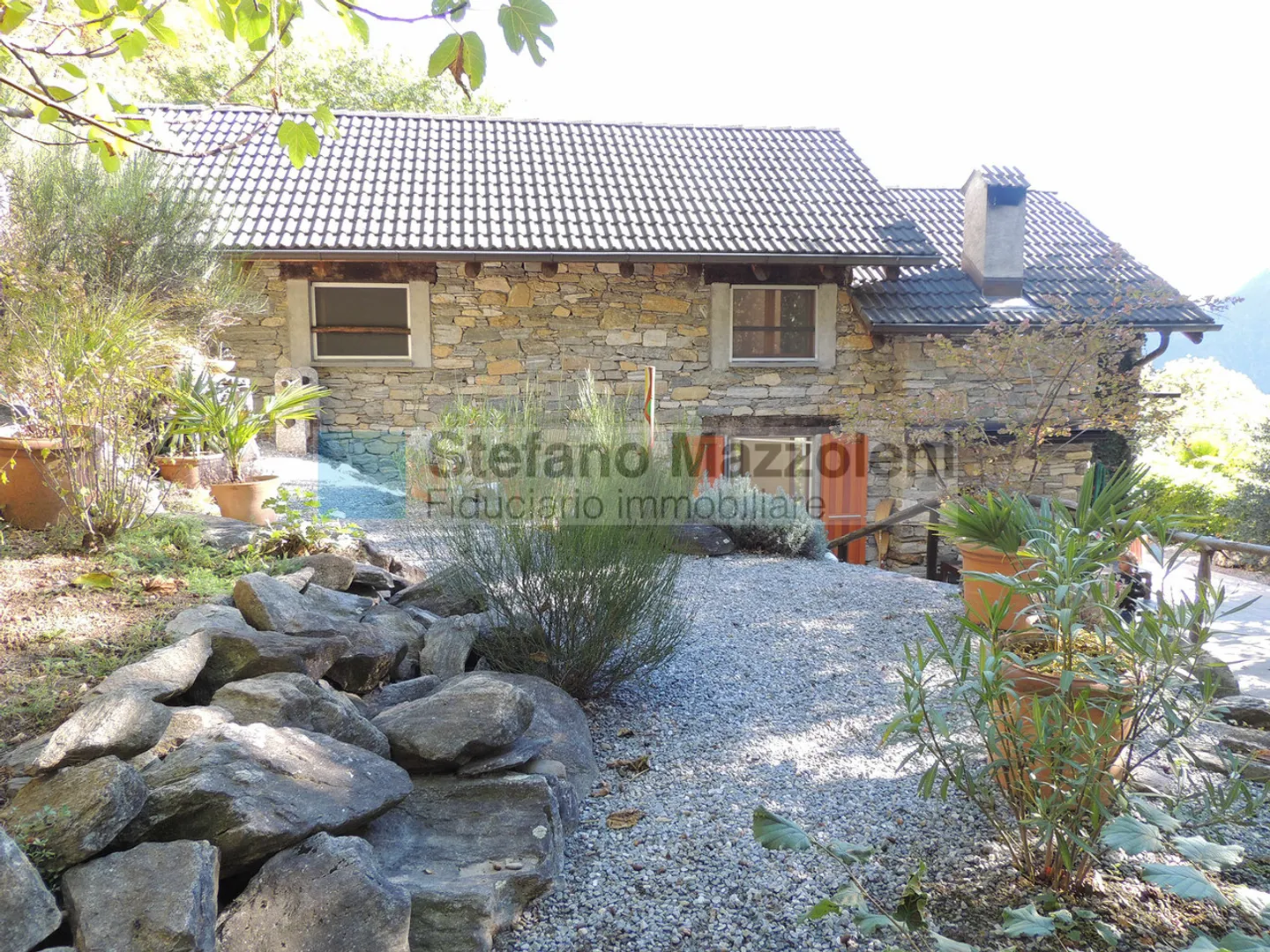 Rustic Elegance: Relax and Nature - Photo 21 of 29