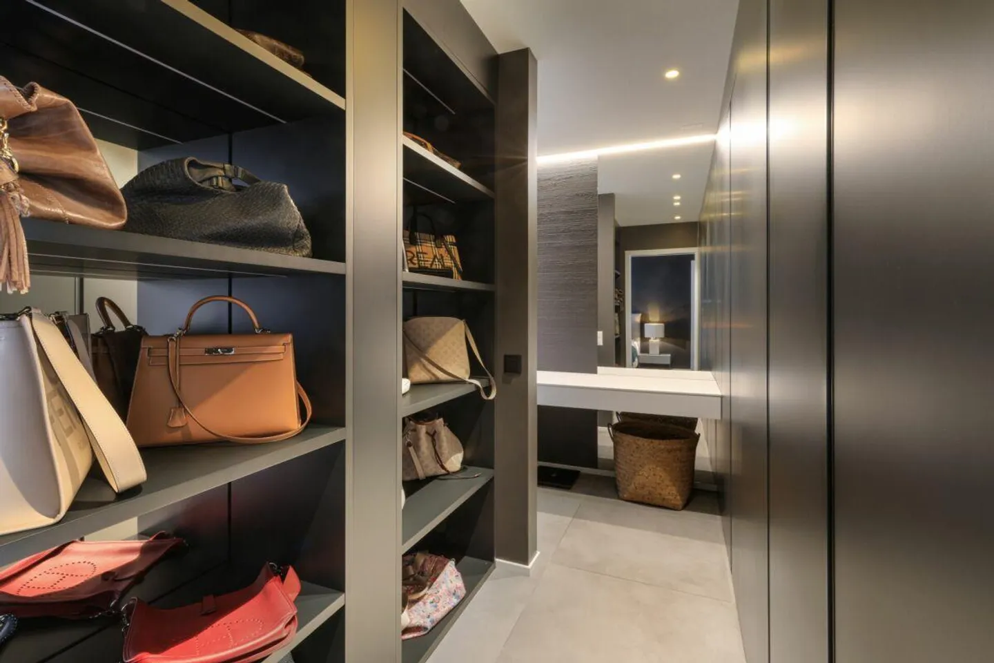 MURALTO - Appartement moderne avec jardin au centre-ville - Photo 19 sur 30