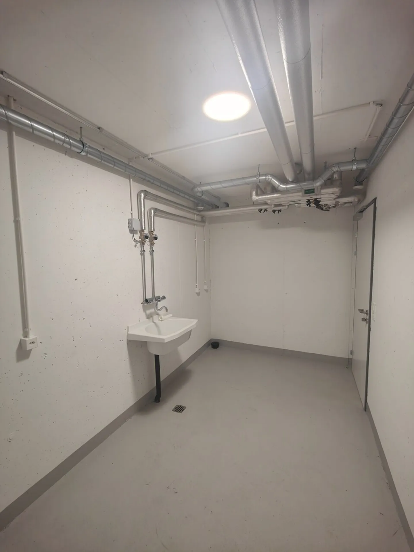 Espace de stockage sécurisé à Zurich - Photo 4 sur 9