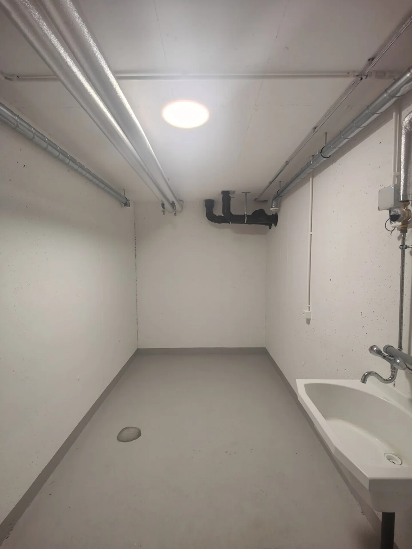 Espace de stockage sécurisé à Zurich - Photo 5 sur 9