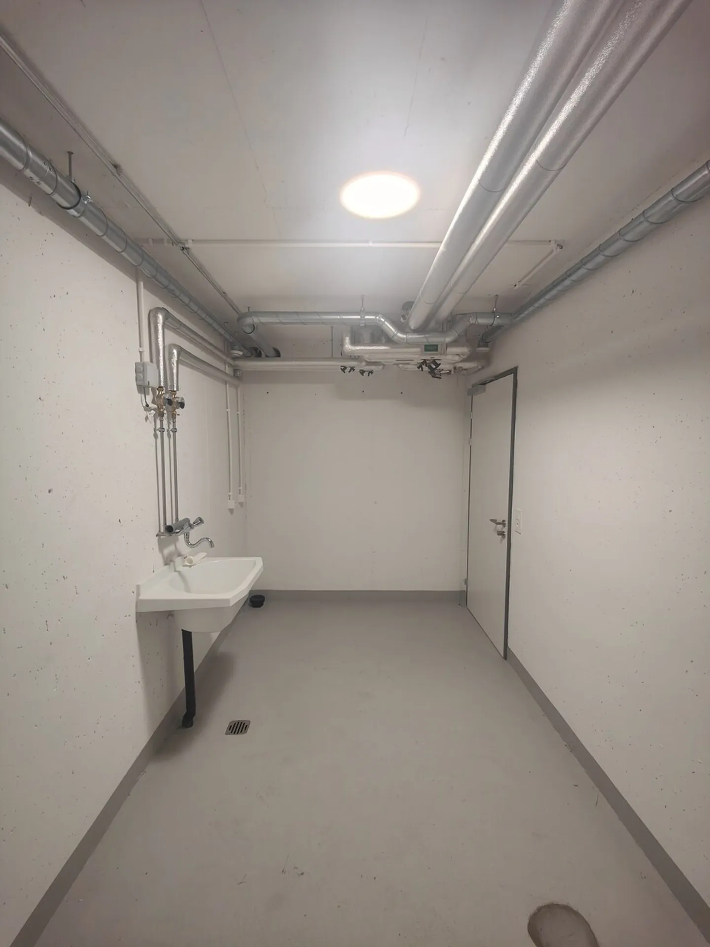 Espace de stockage sécurisé à Zurich - Photo 2 sur 9