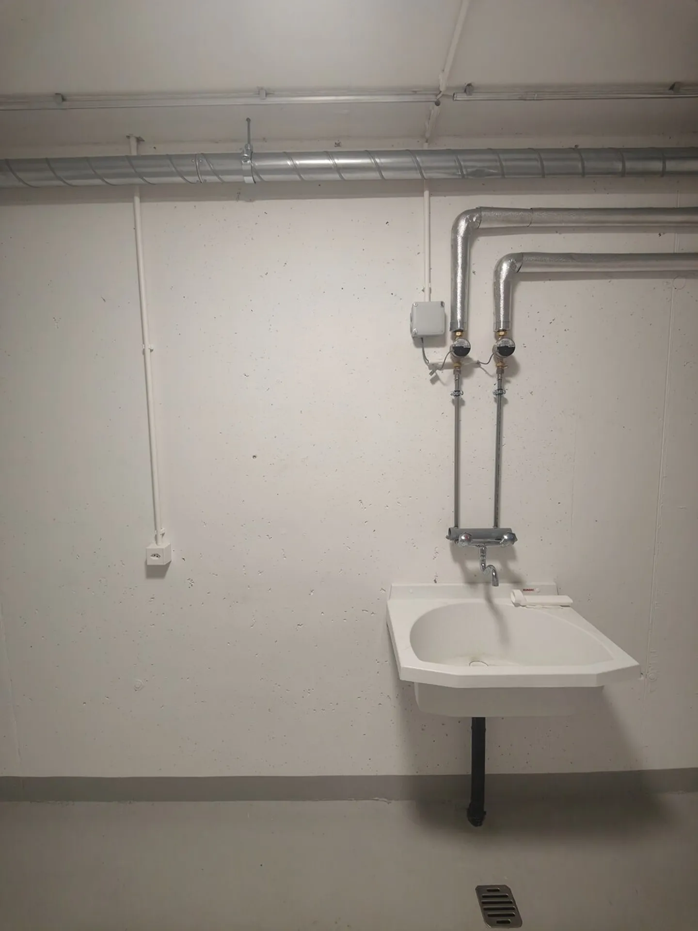 Espace de stockage sécurisé à Zurich - Photo 9 sur 9