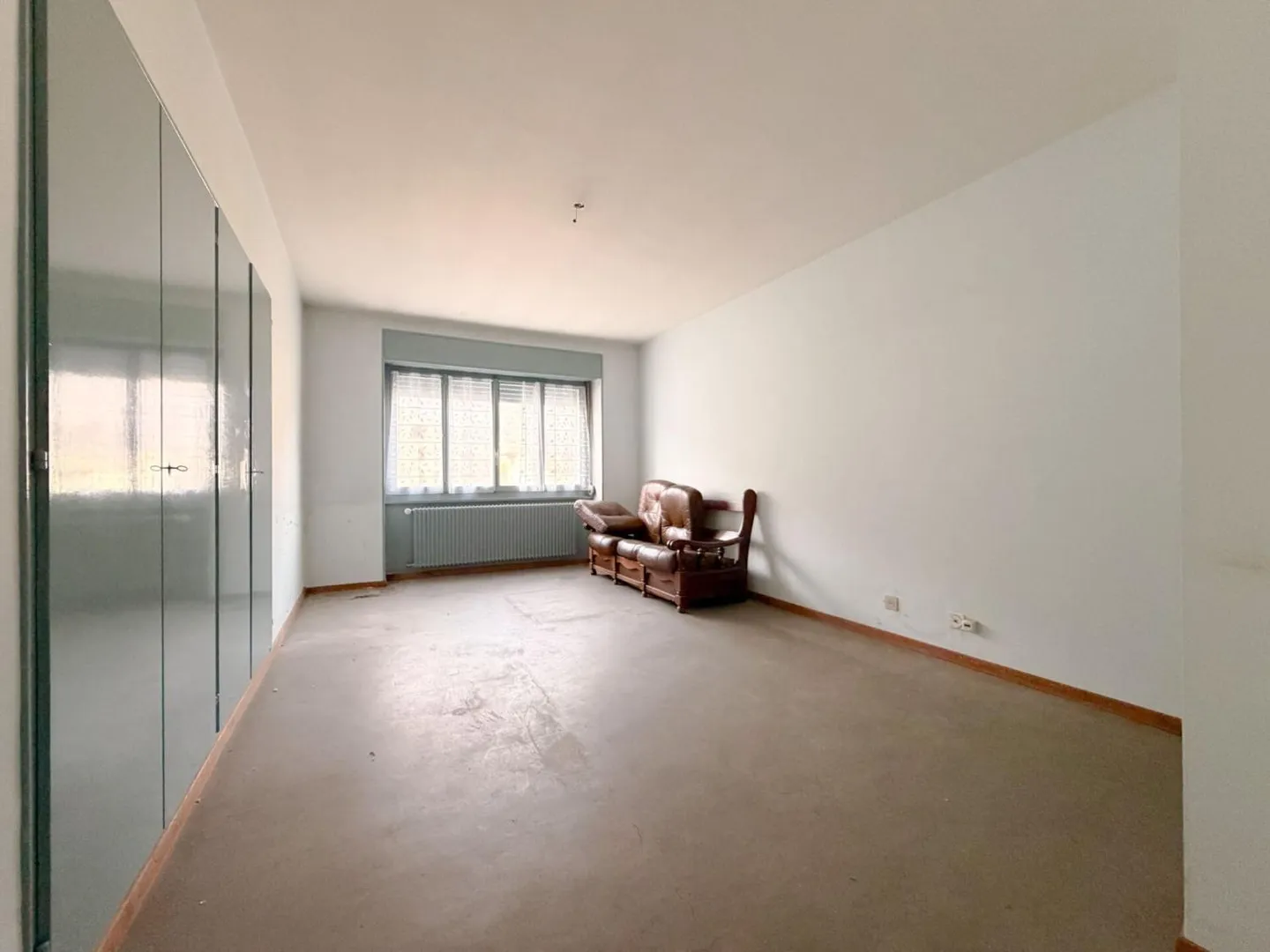 Casa con possibilità di trasformare in più appartamenti a Charrat - Foto 9 di 13