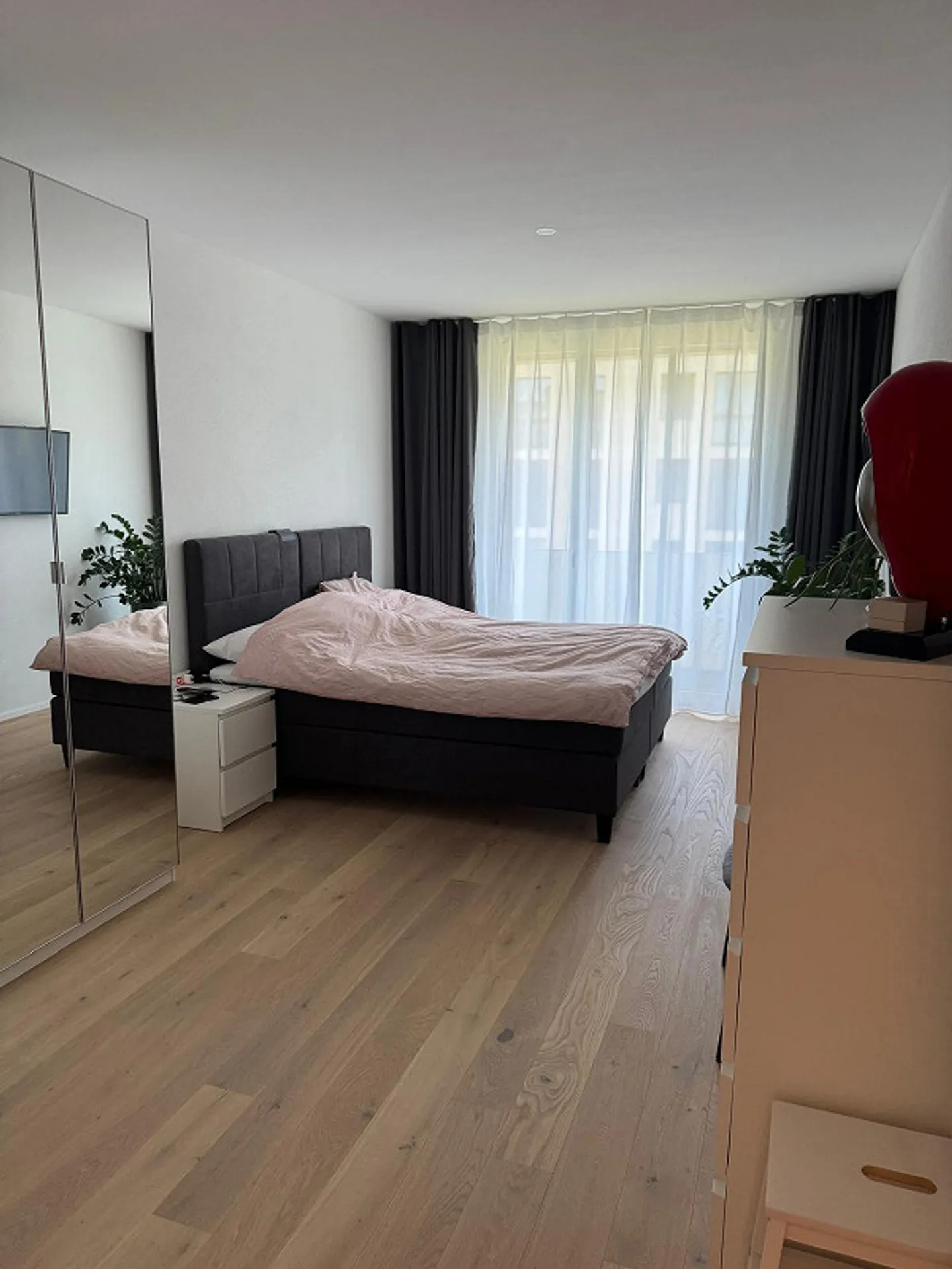 Moderne 4.5-Zimmer-Neubauwohnung mit seitlichem Seeblick in Arbon - Foto 5 von 12