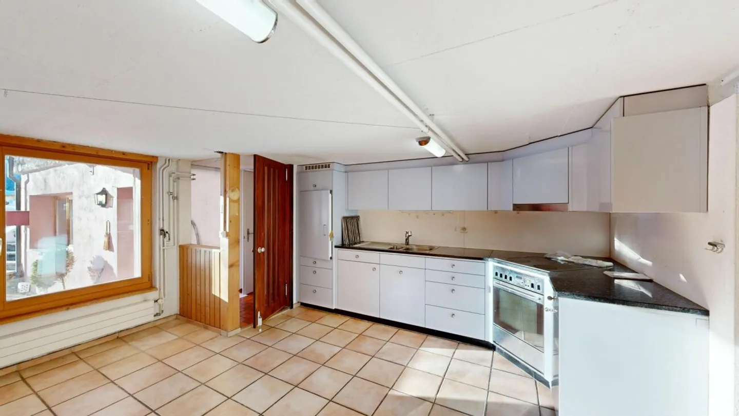 Nature-oriented: Two-family house in Davos Laret - Photo 6 of 28