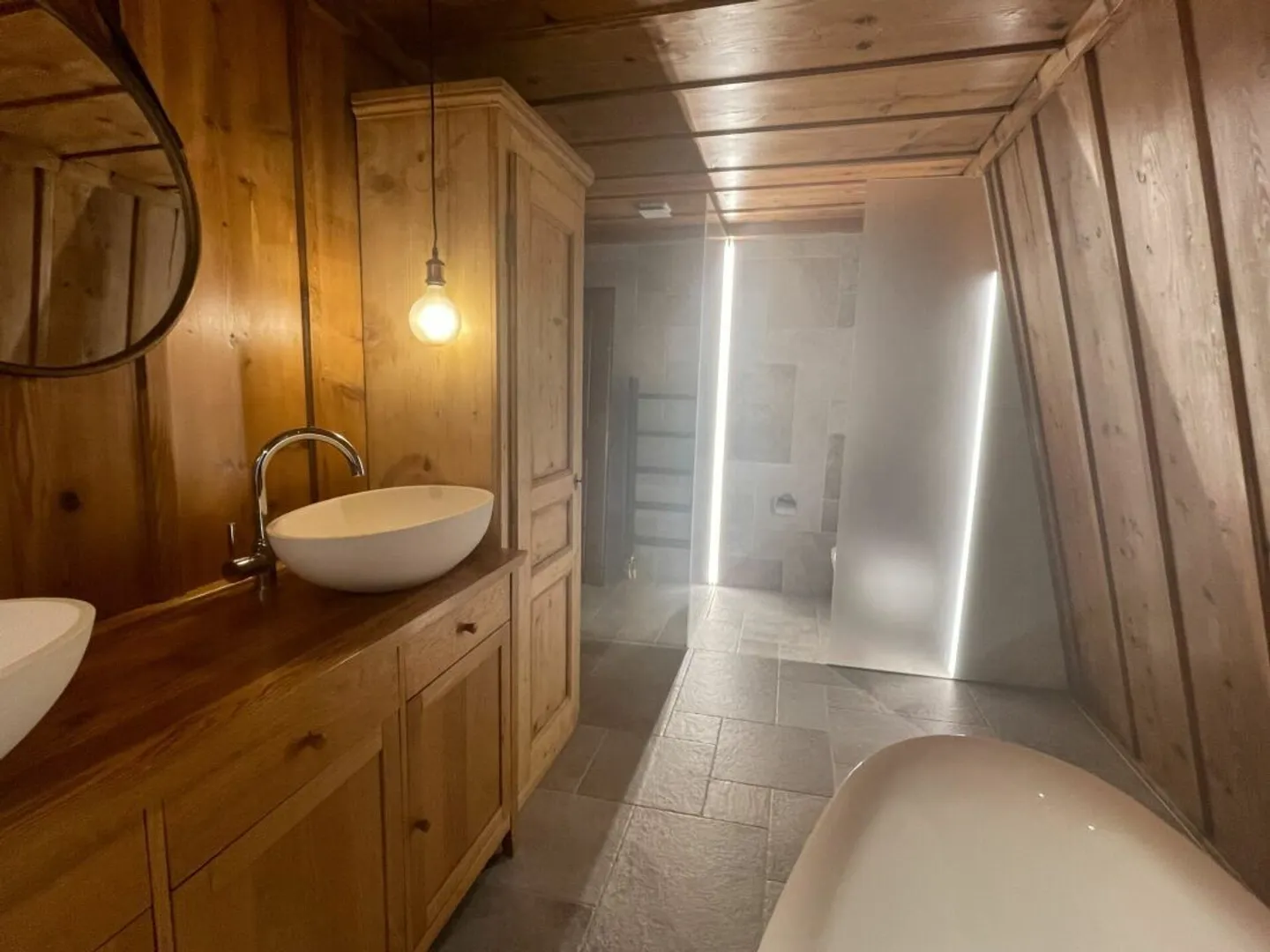 Chaleureux duplex de 3.5 pièces rénové - Photo 5 sur 12