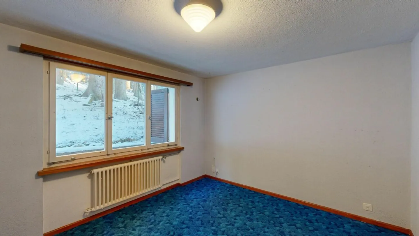 Nature-oriented: Two-family house in Davos Laret - Photo 14 of 28