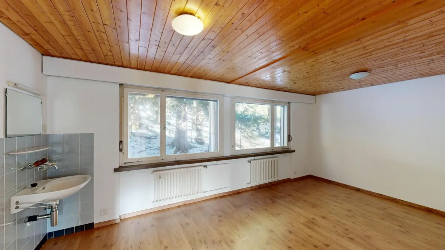 Nature-oriented: Two-family house in Davos Laret - Photo 23 of 28