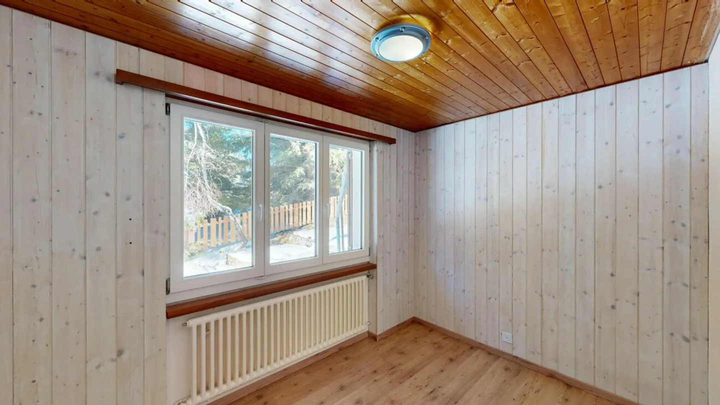 Nature-oriented: Two-family house in Davos Laret - Photo 24 of 28