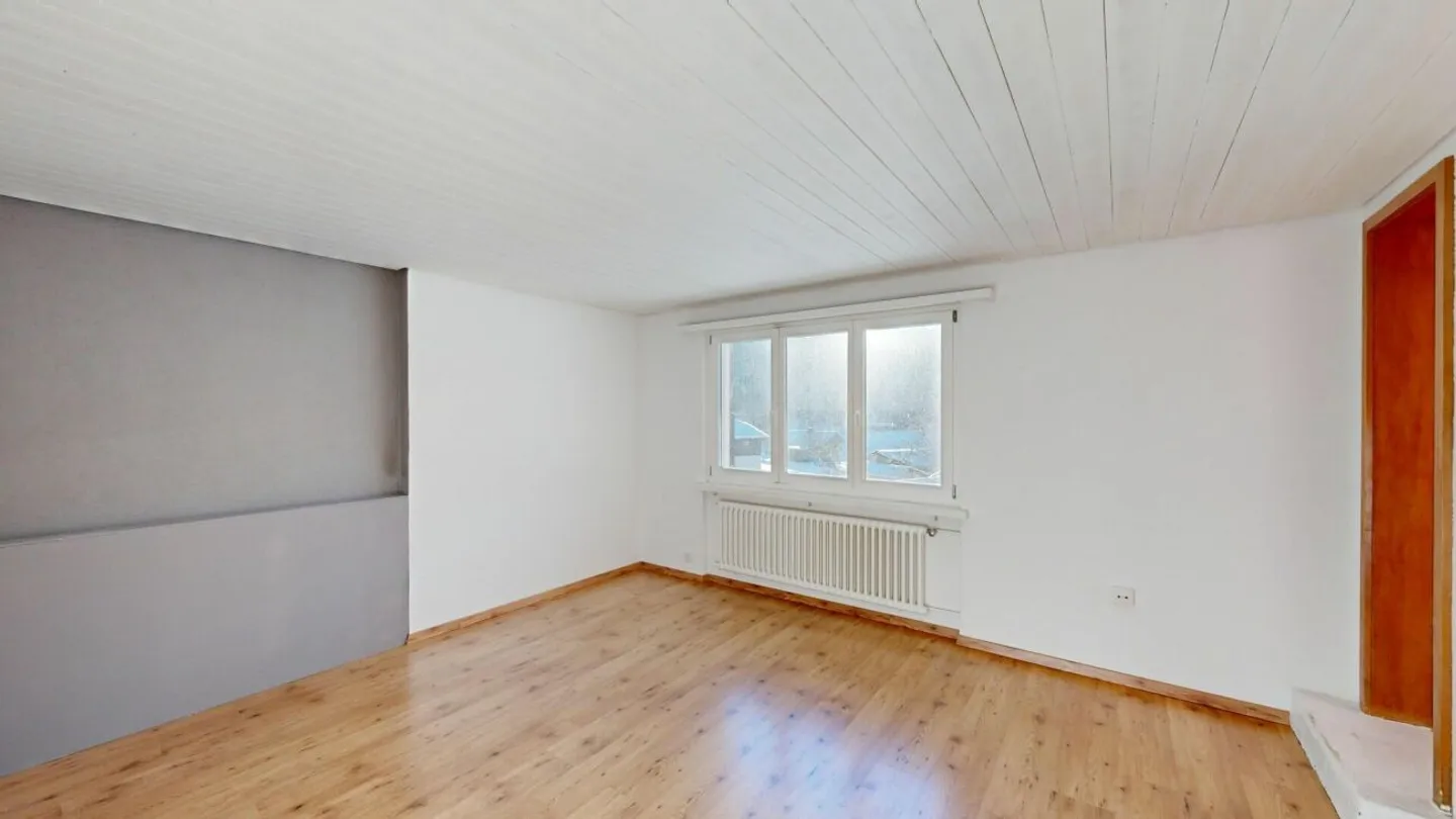 Nature-oriented: Two-family house in Davos Laret - Photo 27 of 28