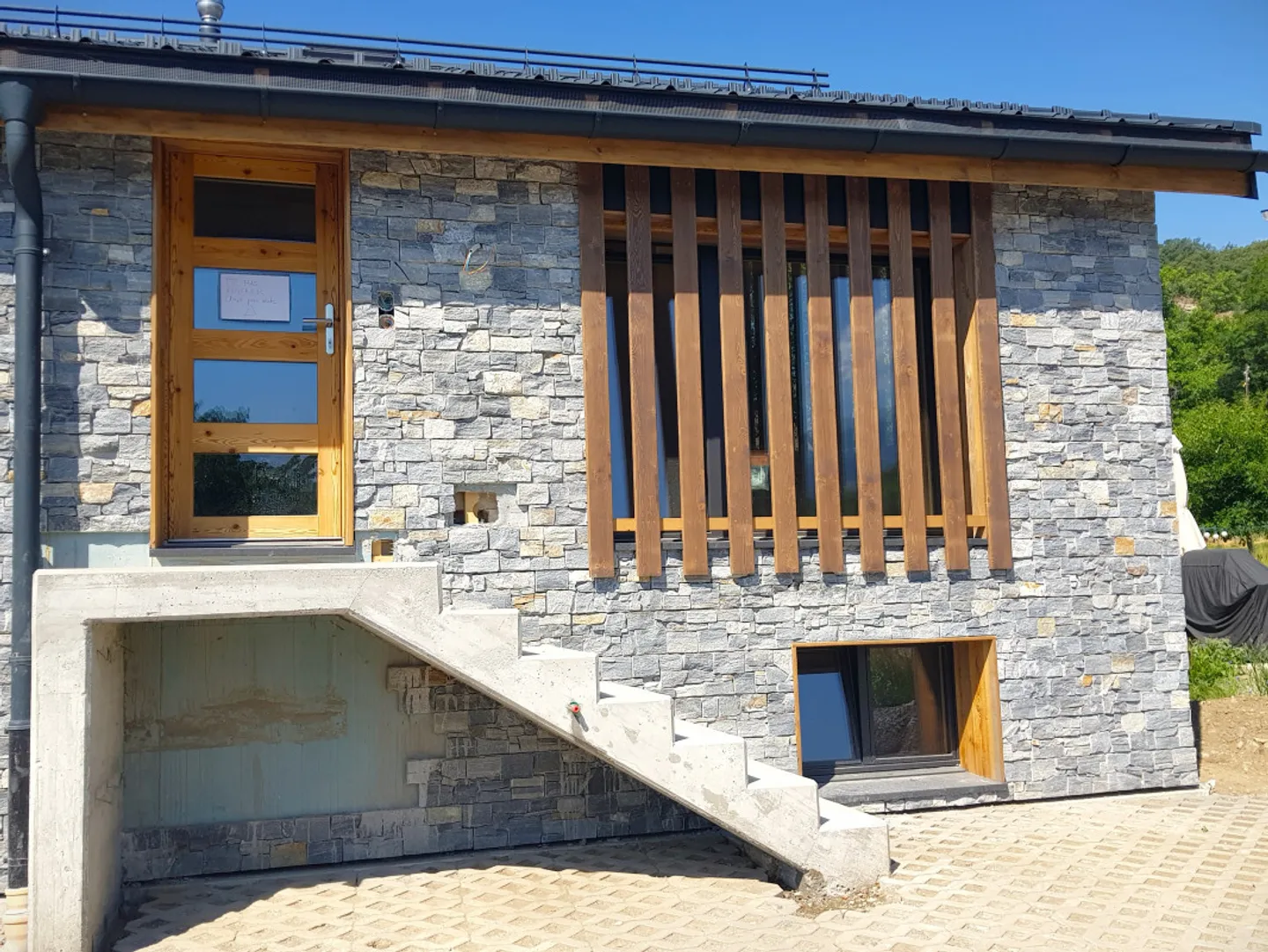 Charming Eco-Friendly New House with Garden, Beautiful View - Photo 6 of 17