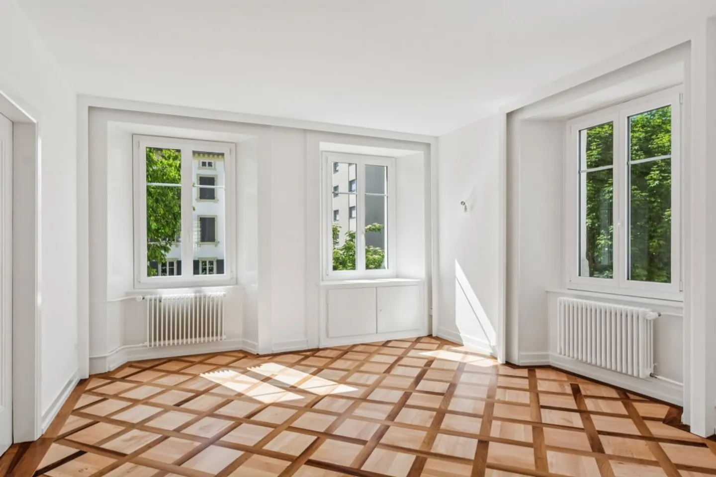 04117 - 6-room apartment - Numa-Droz 45 - La Chaux-de-Fonds - Photo 4 of 8