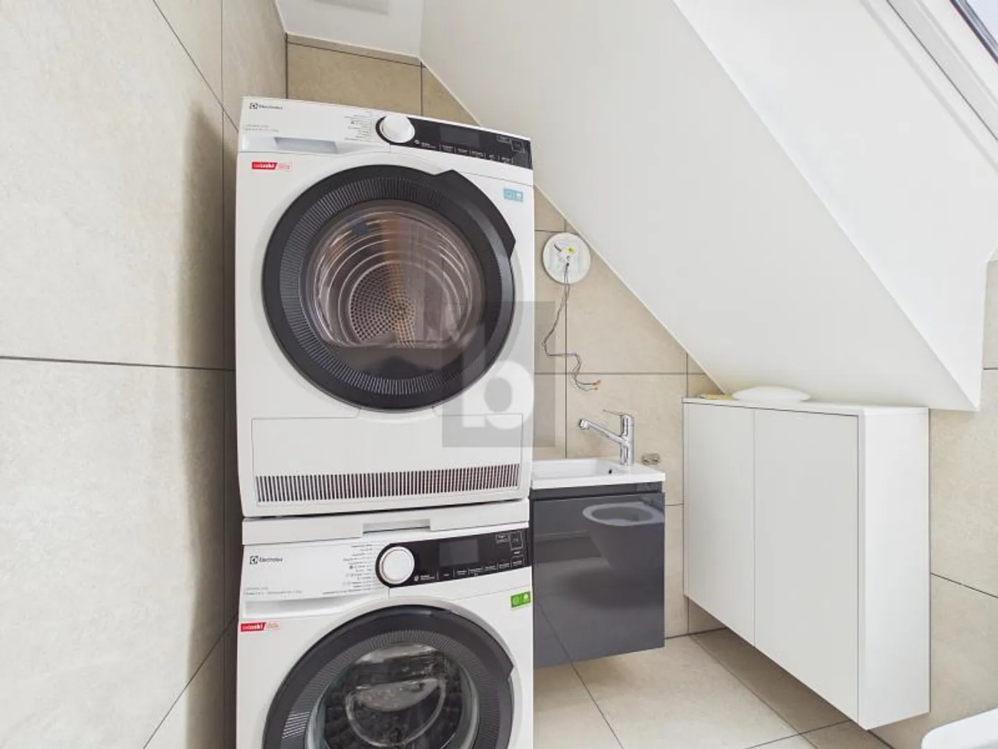 SPACIEUX & CHARMANT - AU COEUR DE LA VILLE ANCIENNE - Photo 5 sur 6