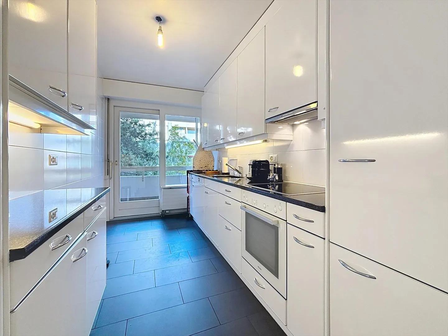 3-room apartment - Photo 3 of 9