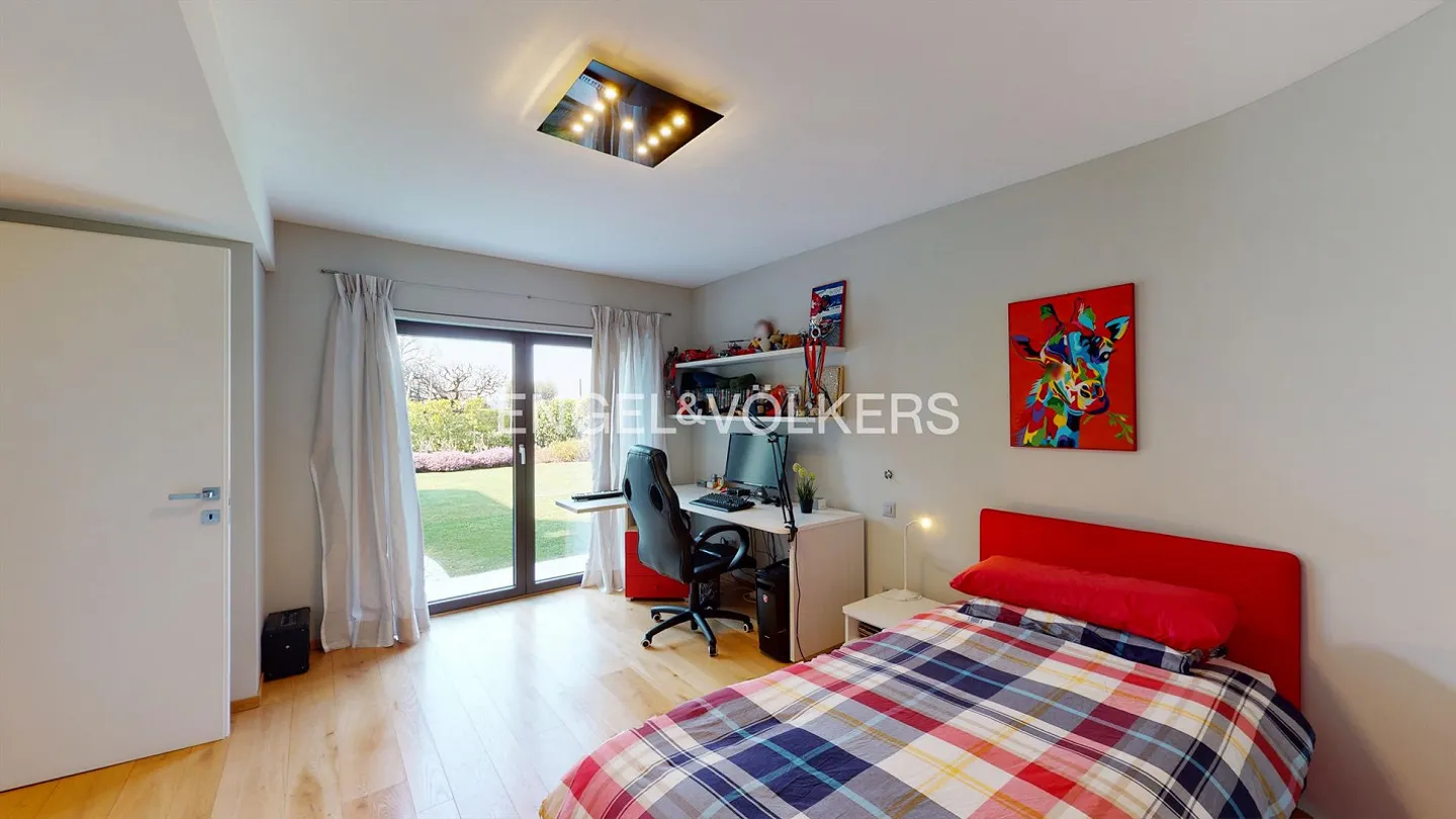 Villa moderna ed elegante con piscina - Foto 9 di 15