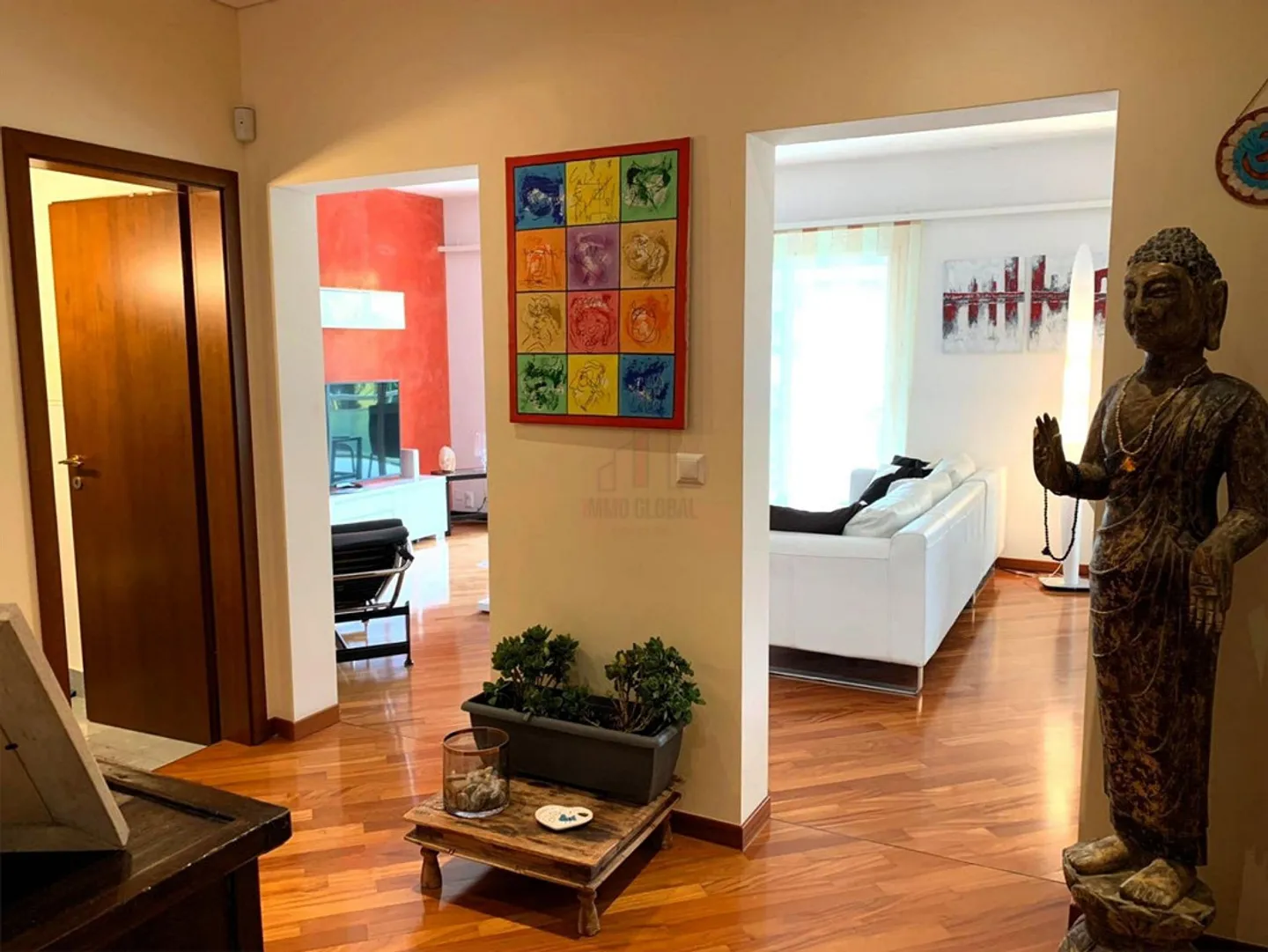 EIN ATEMBERAUBENDER BLICK VON IHRER NEUEN WOHNUNG - Foto 6 von 10