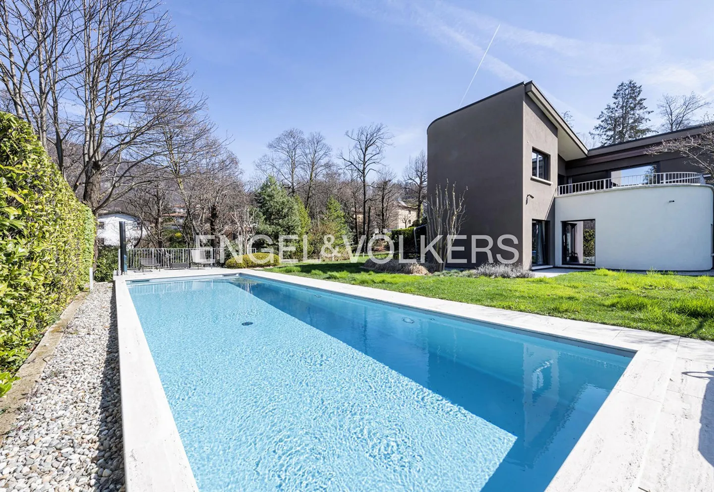Villa moderna ed elegante con piscina - Foto 14 di 15