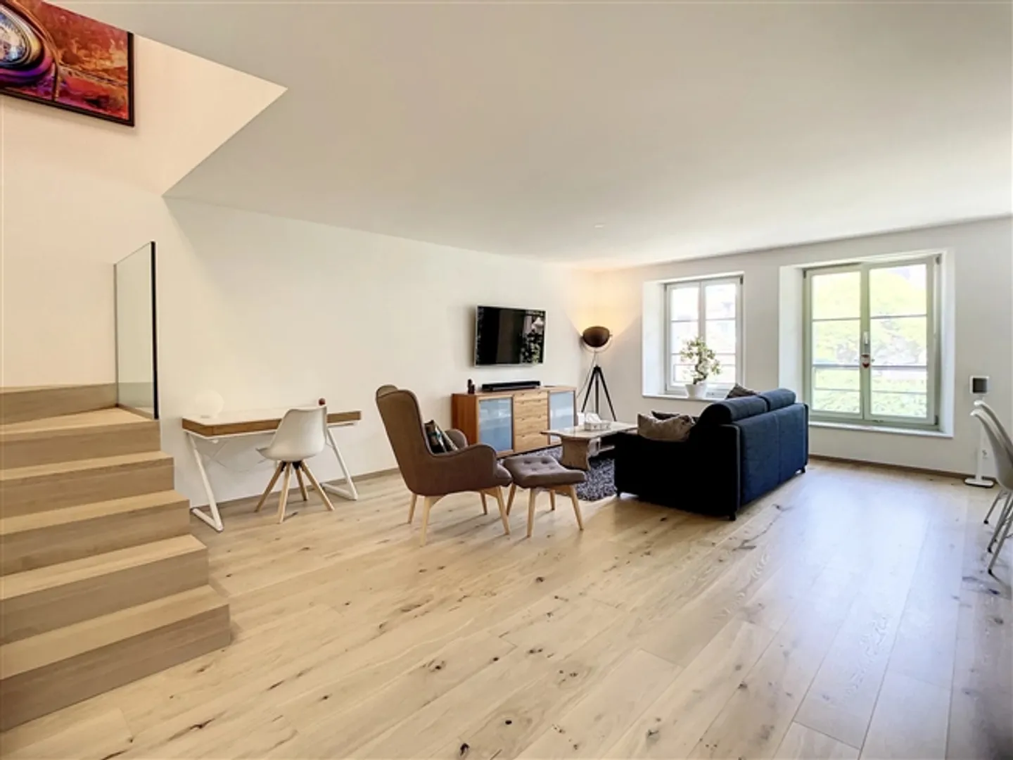 Beautiful 3.5-room duplex apartment in the heart of Estavayer-le-Lac - Photo 2 of 11