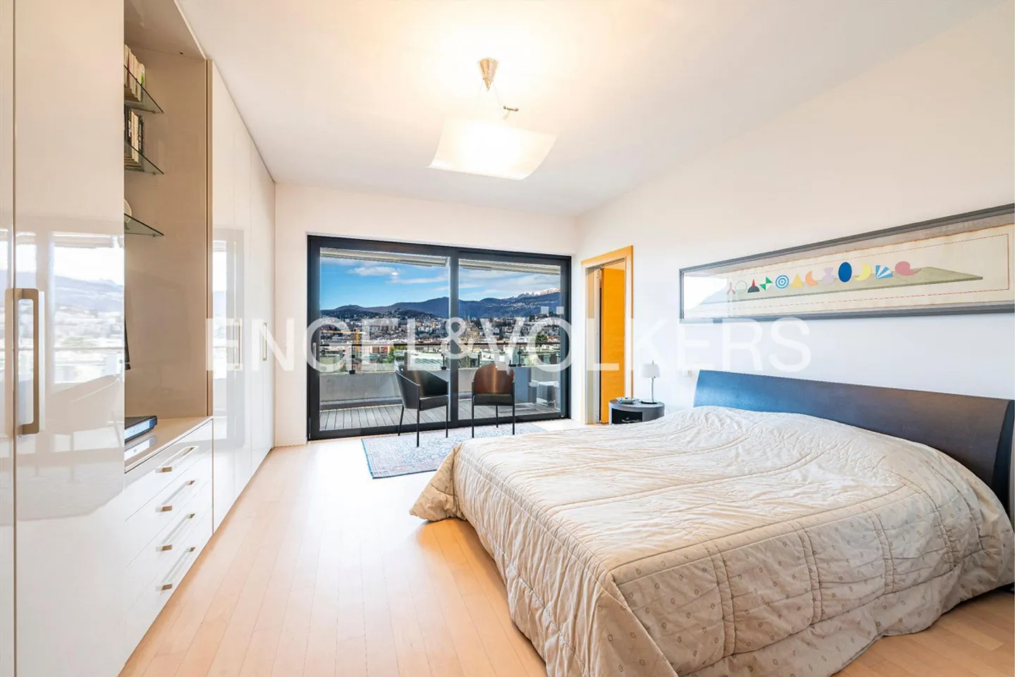 Exclusive Comfort Near the Lake - Photo 7 of 13