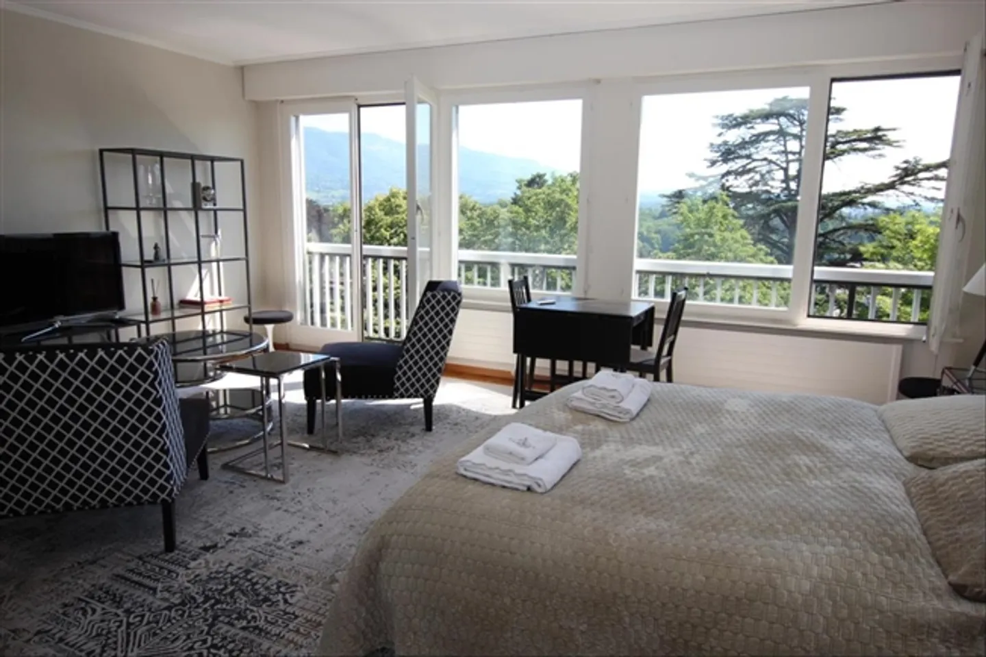 studio apartment - Photo 5 of 6