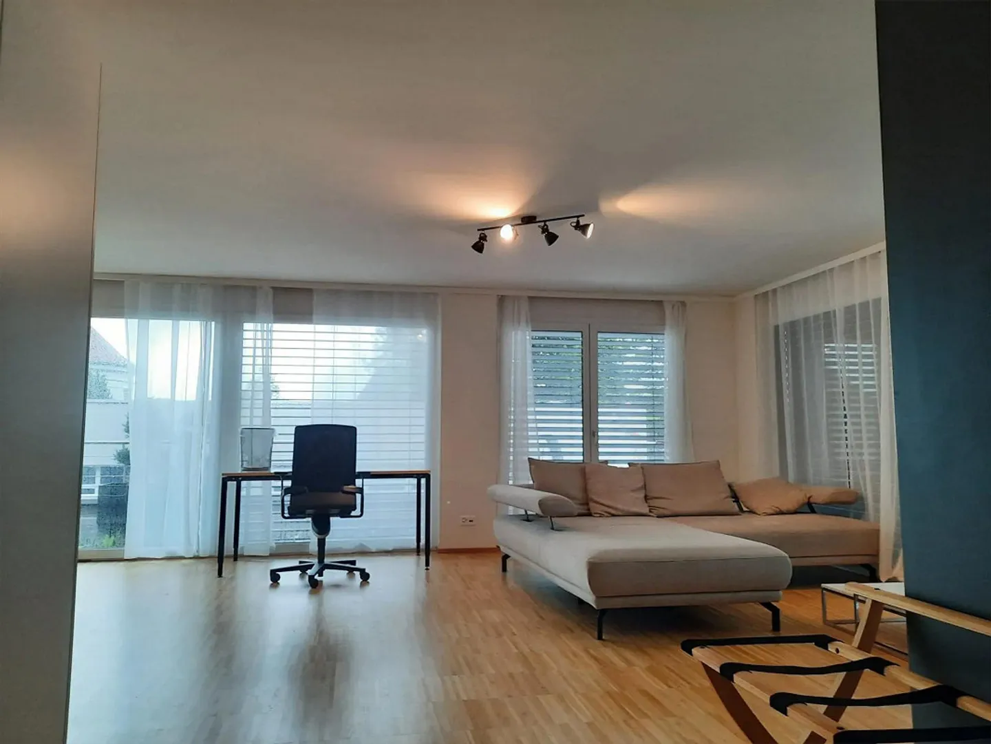 Modernes Atelier in Schindellegi - Foto 5 von 5