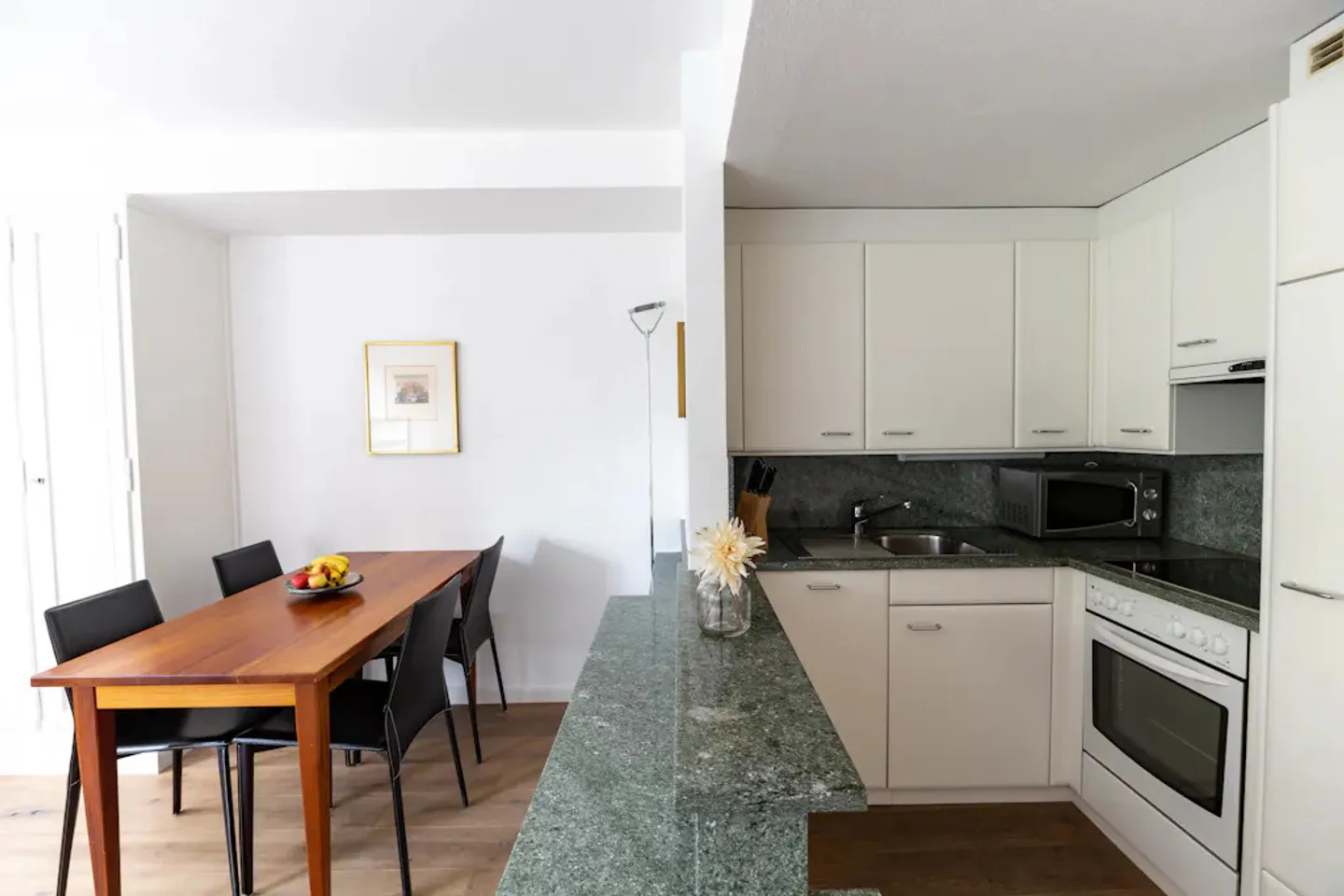 Appartamento in affitto - Foto 4 di 10