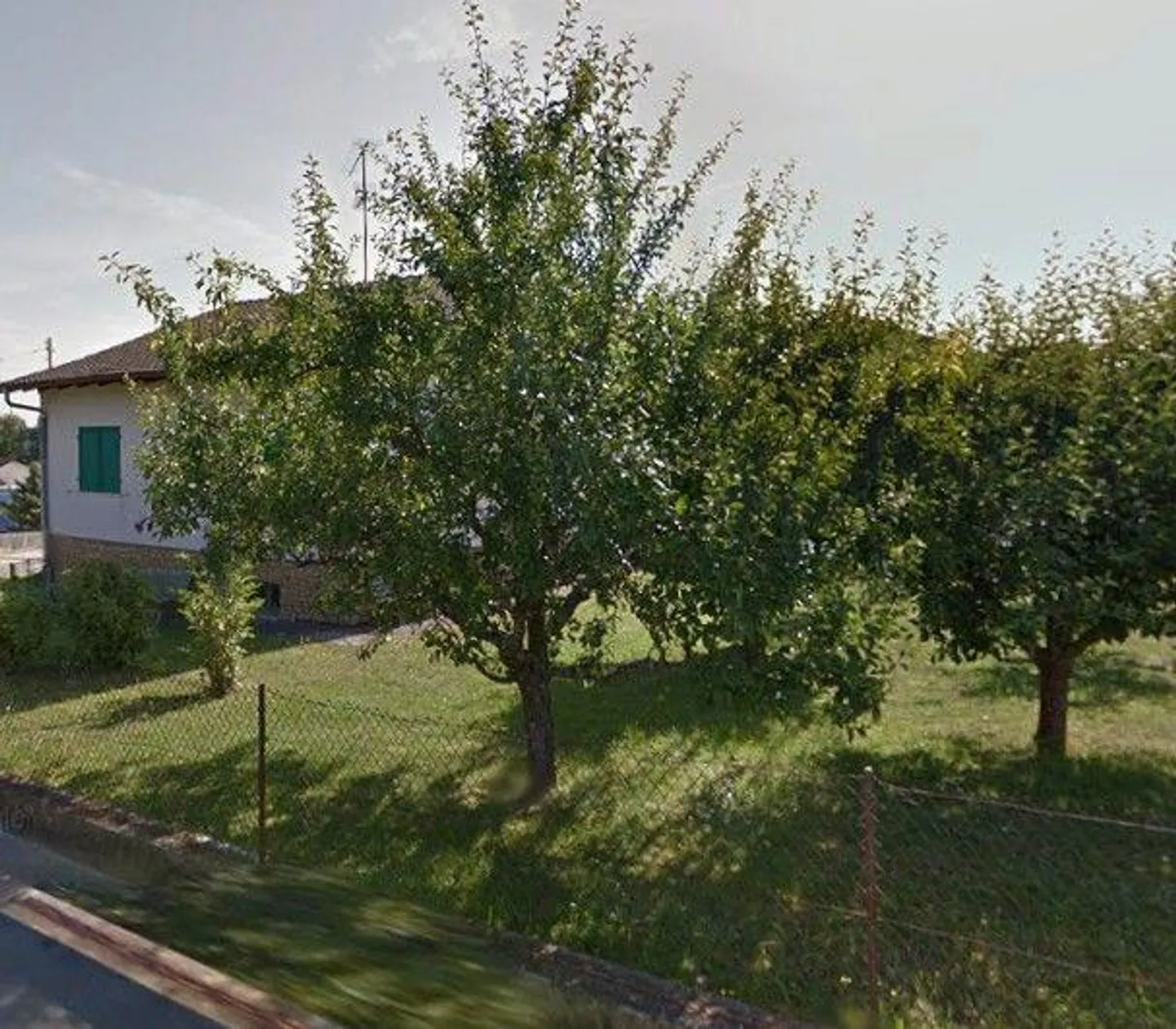 Detached House - Photo 2 of 13