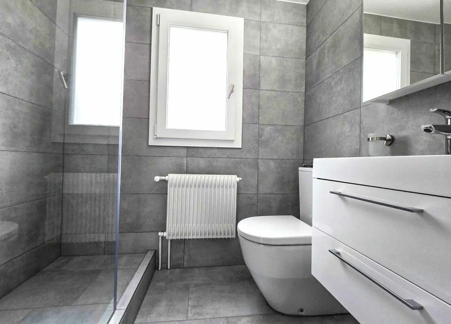 Einfamilienhaus an ruhiger und schöner Lage angrenzend an Landwirtschaftszone - Foto 11 von 14