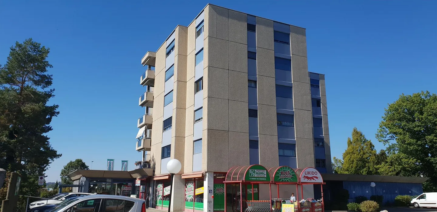 Ampio e luminoso appartamento di 5,5 stanze - Foto 1 di 6