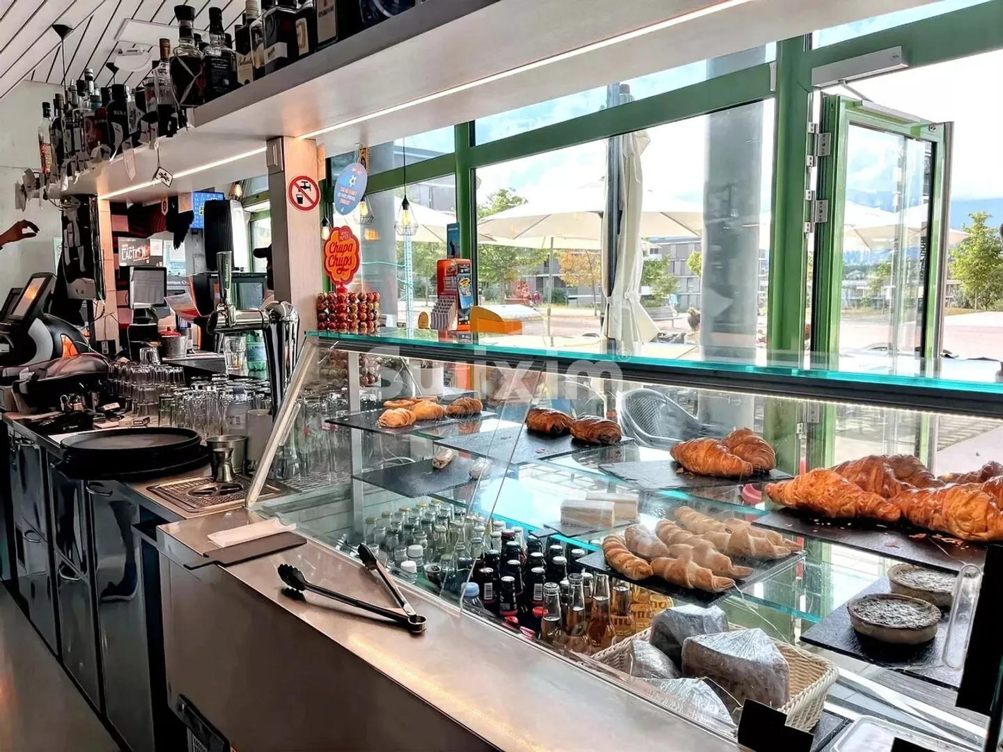 Modernes Café in Meyrin - Foto 3 von 5