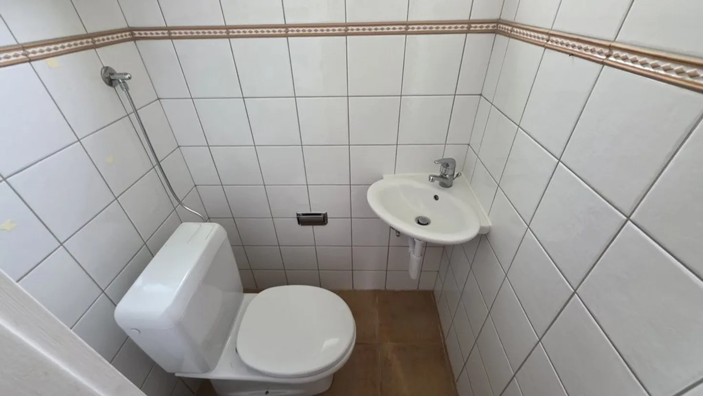 Incantevole casa a tre piani - Foto 7 di 10