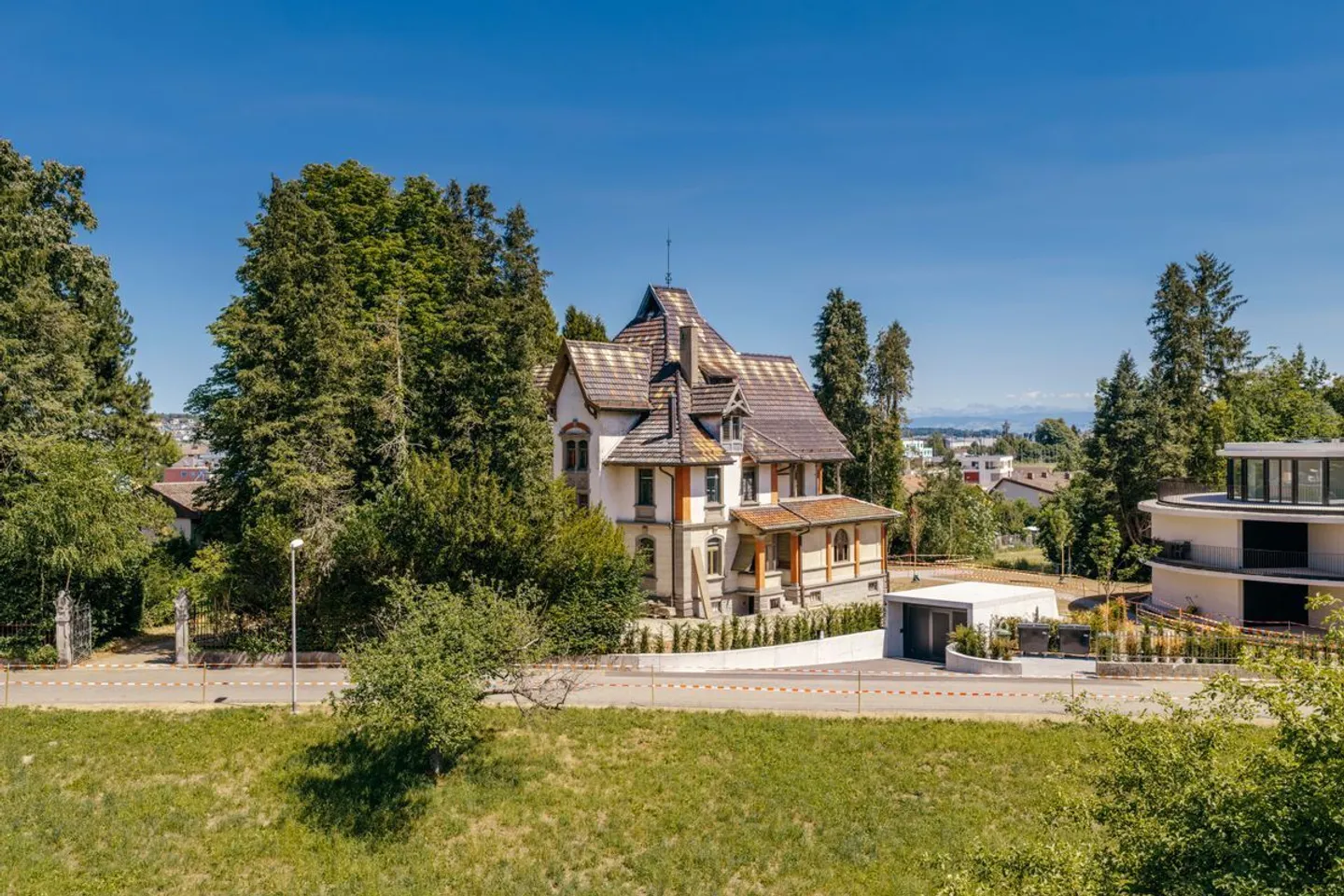 Villa Dreifuss - Where History Writes a New Chapter - Photo 1 of 13