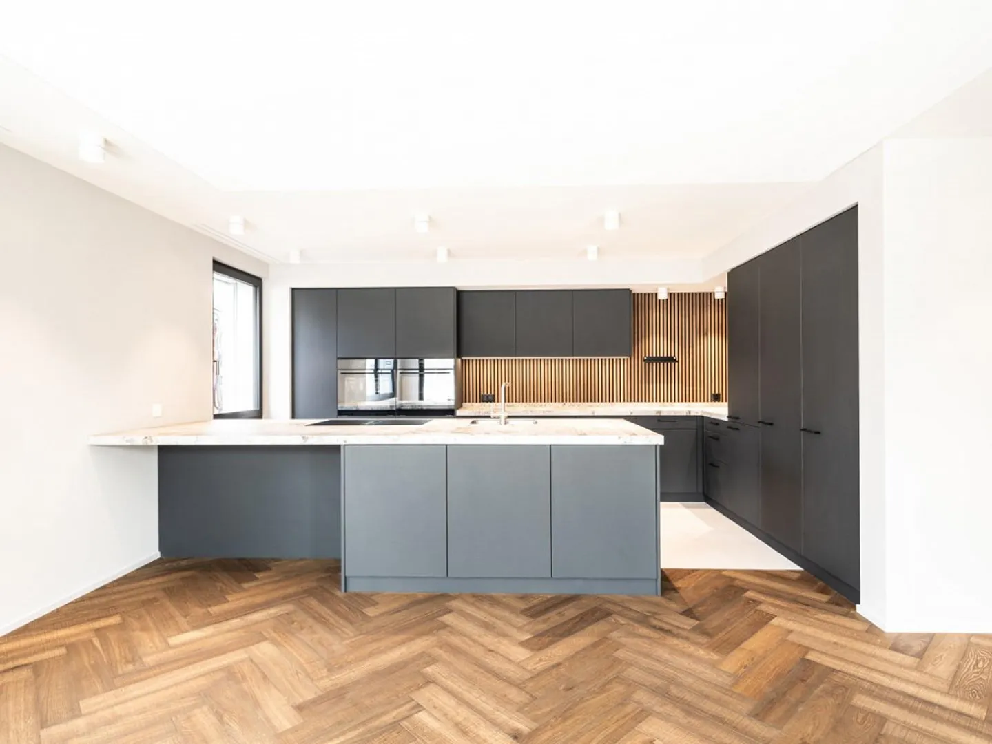 Appartement exclusif 3.5 pièces nouvelle construction - 135 m2 (images d'exemple) - Photo 1 sur 15