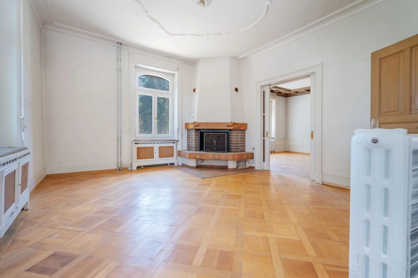 Villa Dreifuss - Where History Writes a New Chapter - Photo 6 of 13