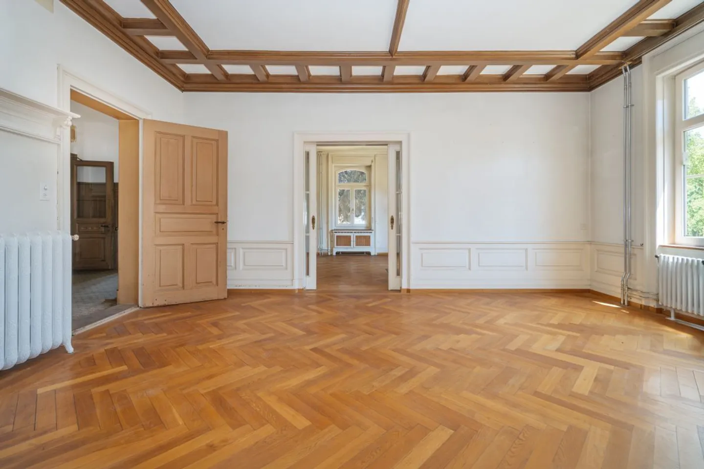 Villa Dreifuss - Where History Writes a New Chapter - Photo 5 of 13