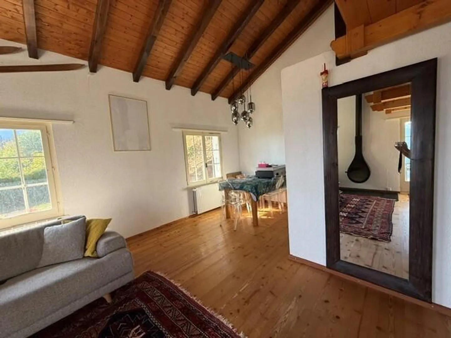 Chalet Charmant avec Vue - Photo 3 sur 13