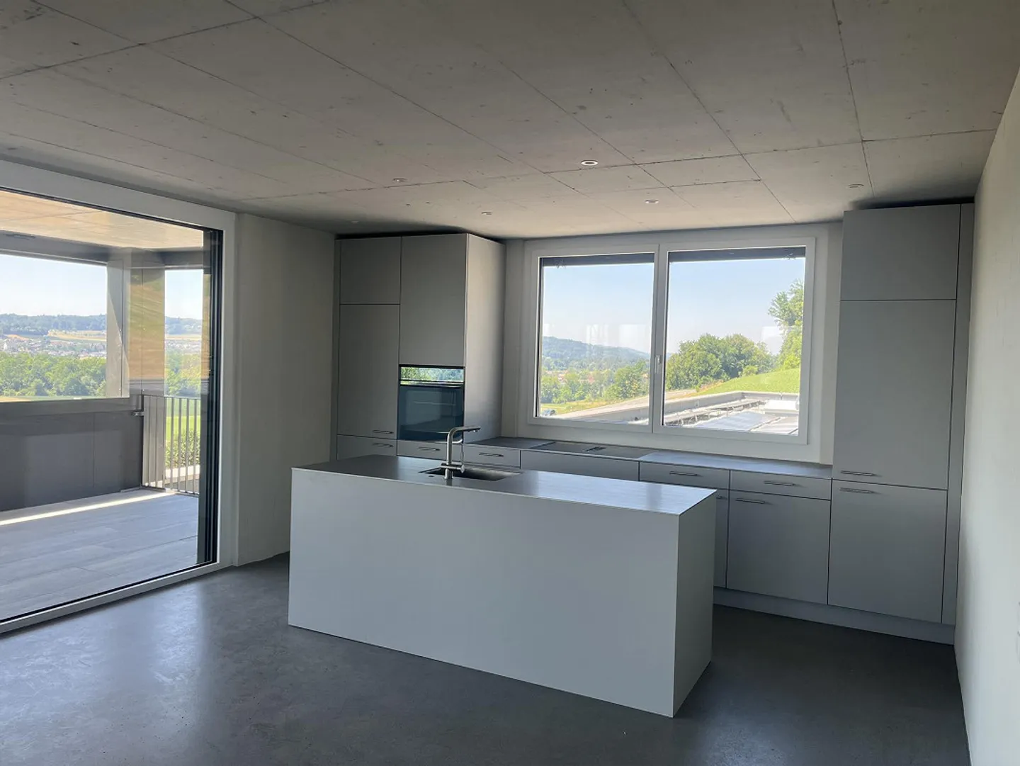 Luxuriöse Attikawohnung mit Aussicht - Foto 6 von 14