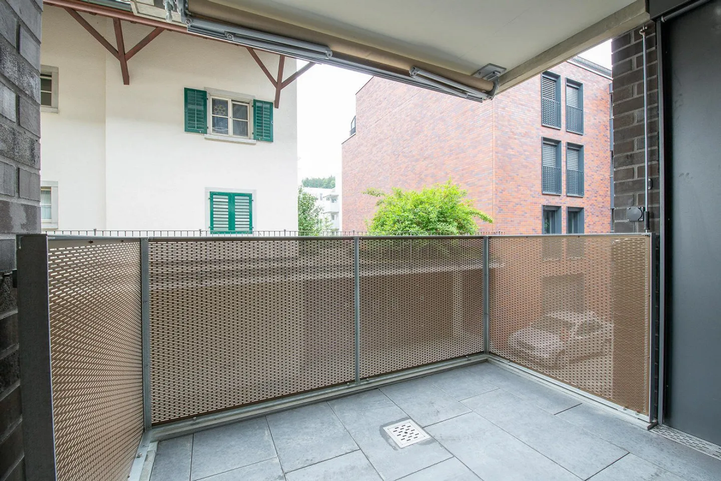 2.5-Room Apartment Modern Smart Home with Free Internet in the Heart... - Photo 7 of 13