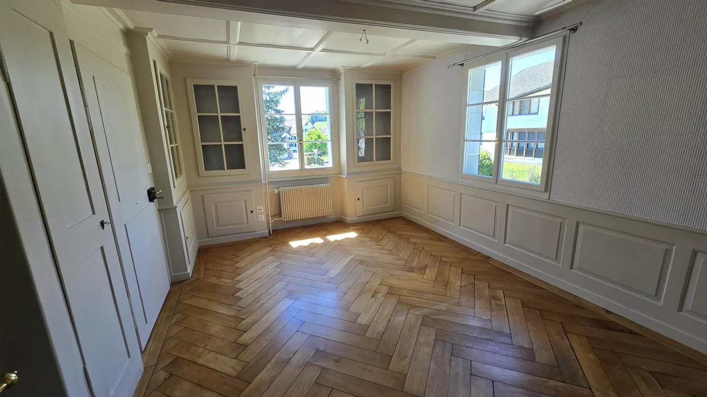 Beautiful Rectory - Your New Residence? - Photo 4 of 10