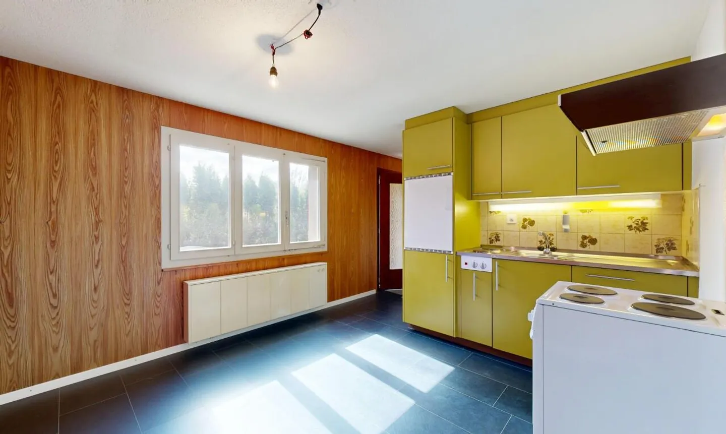 Incantevole casa unifamiliare con appartamento e giardino paradisiaco - Foto 10 di 11