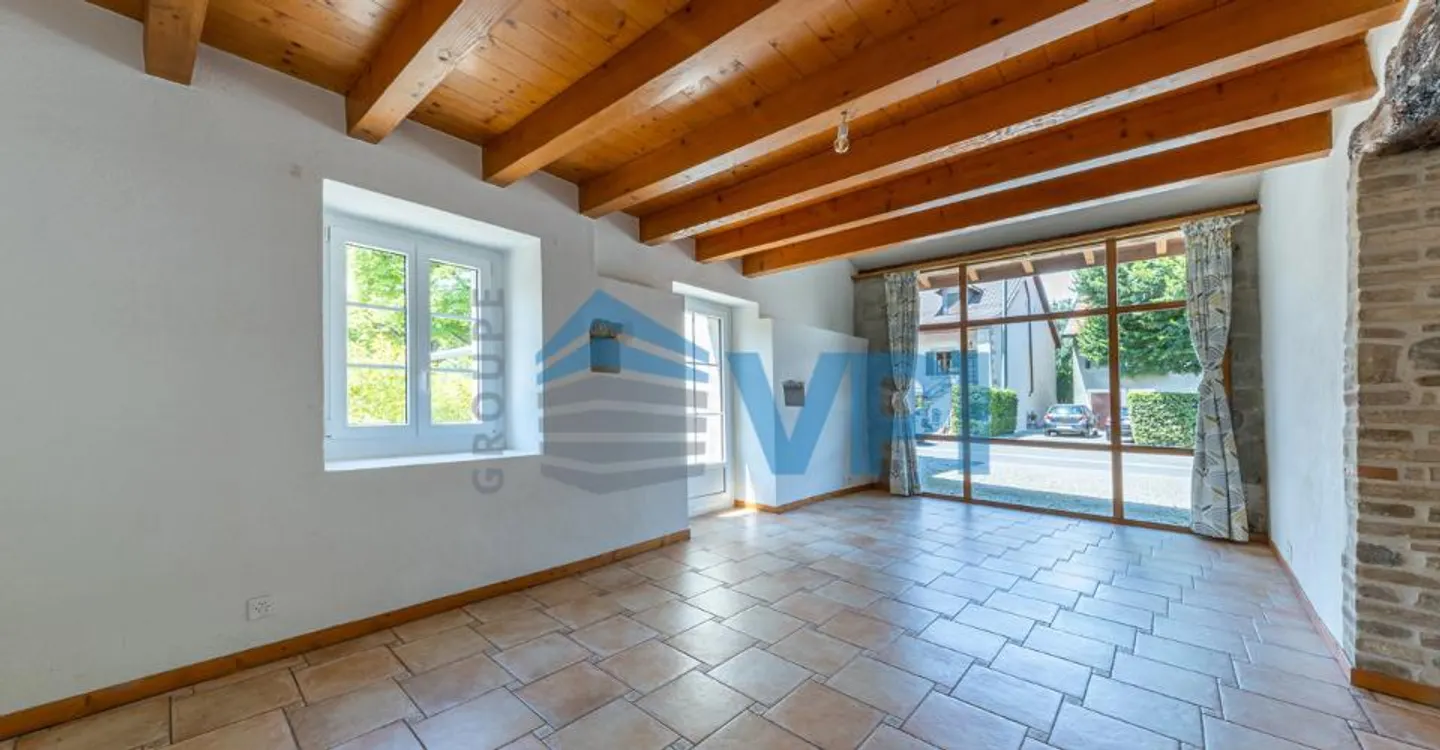 Casa indipendente nel cuore del villaggio - Foto 3 di 12
