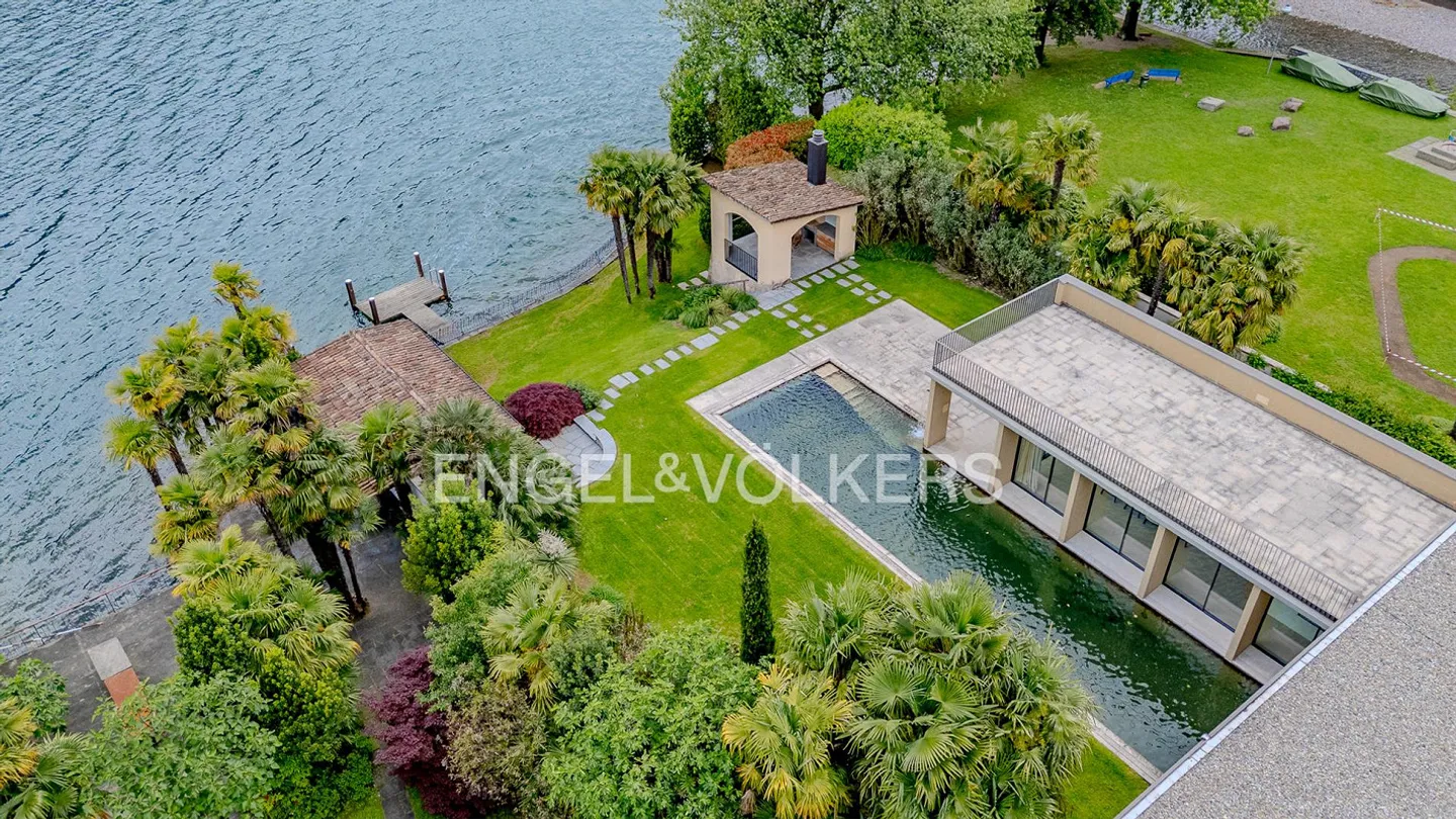 L'eleganza della vita al lago - Foto 1 di 14