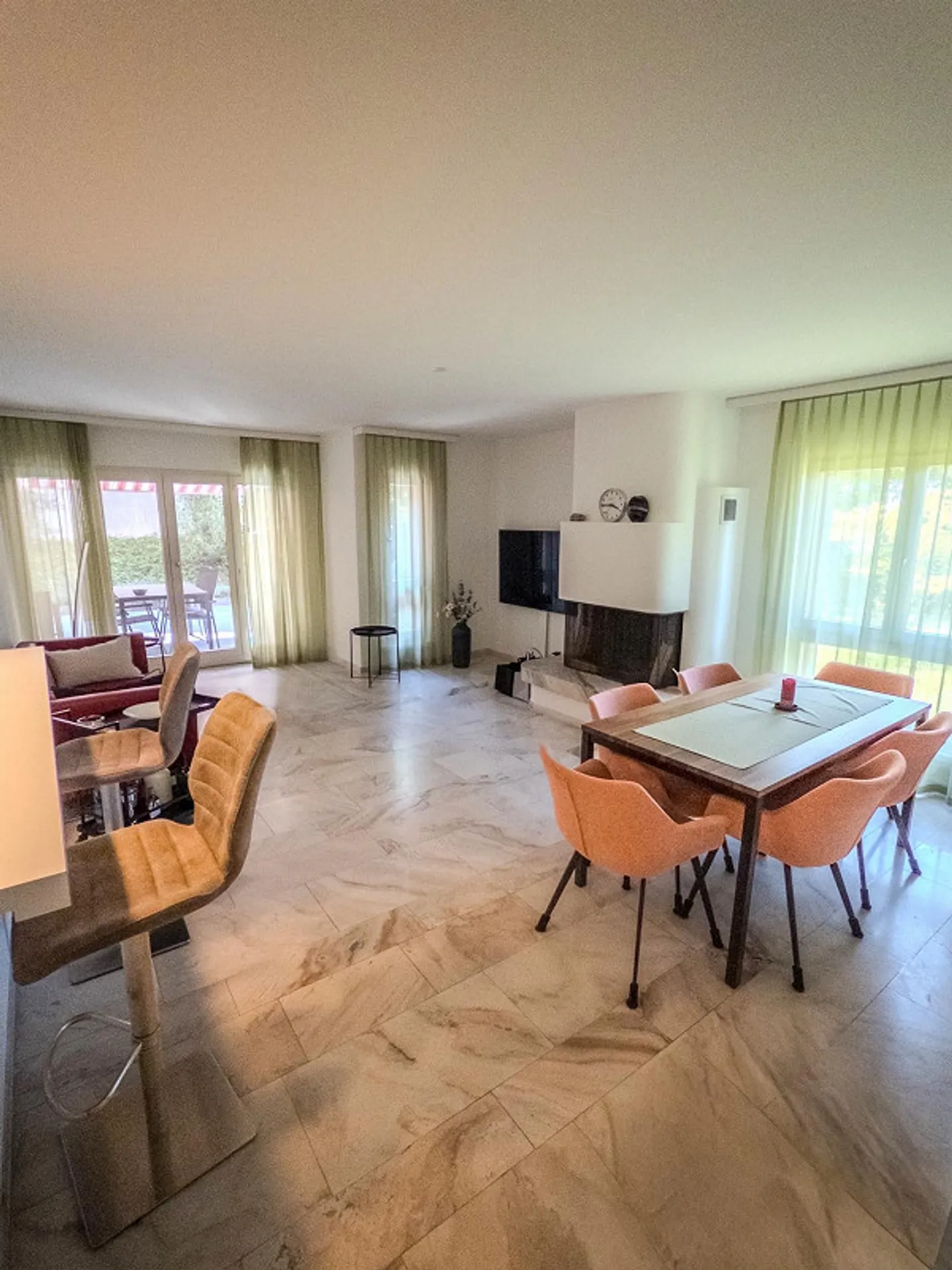 Stilvolle Wohnung mit Gartenblick - Foto 2 von 11