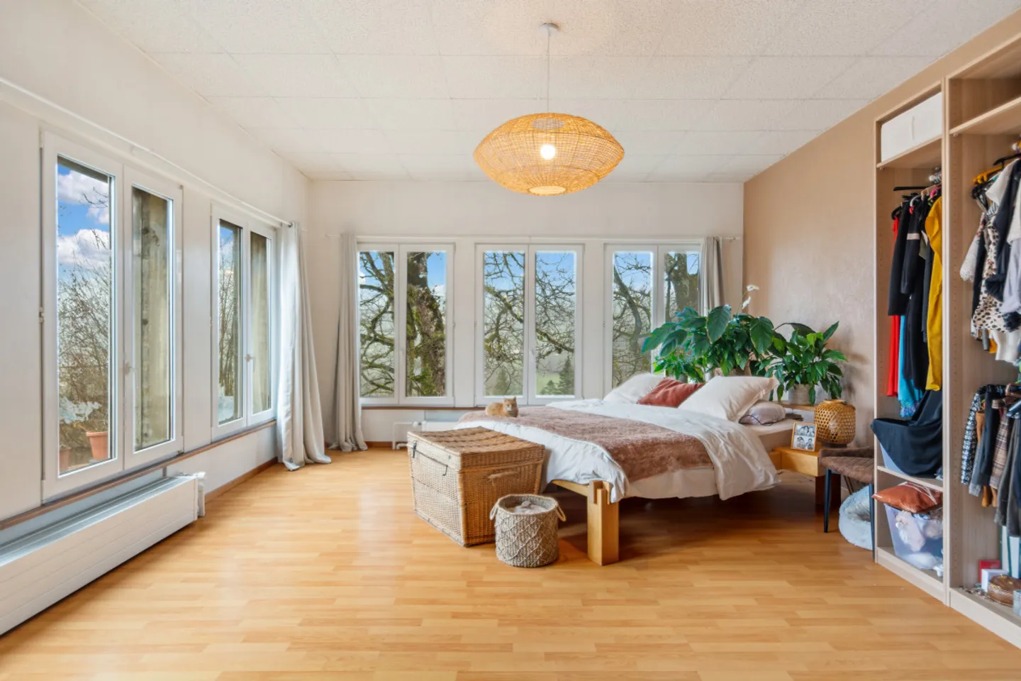 Splendida Casa Padronale del 1848 - Un Tesoro nel Cuore dei Brenets - Foto 4 di 20