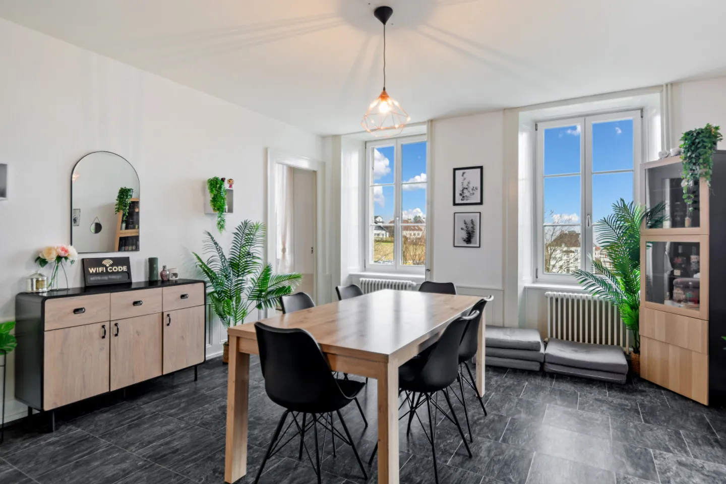 Splendida Casa Padronale del 1848 - Un Tesoro nel Cuore dei Brenets - Foto 13 di 20